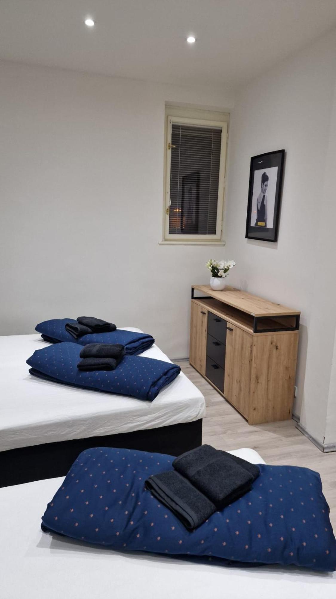 Apartment Flora - Late Check-Out At Noon 12 O Clock For Free Bratislava Exteriör bild