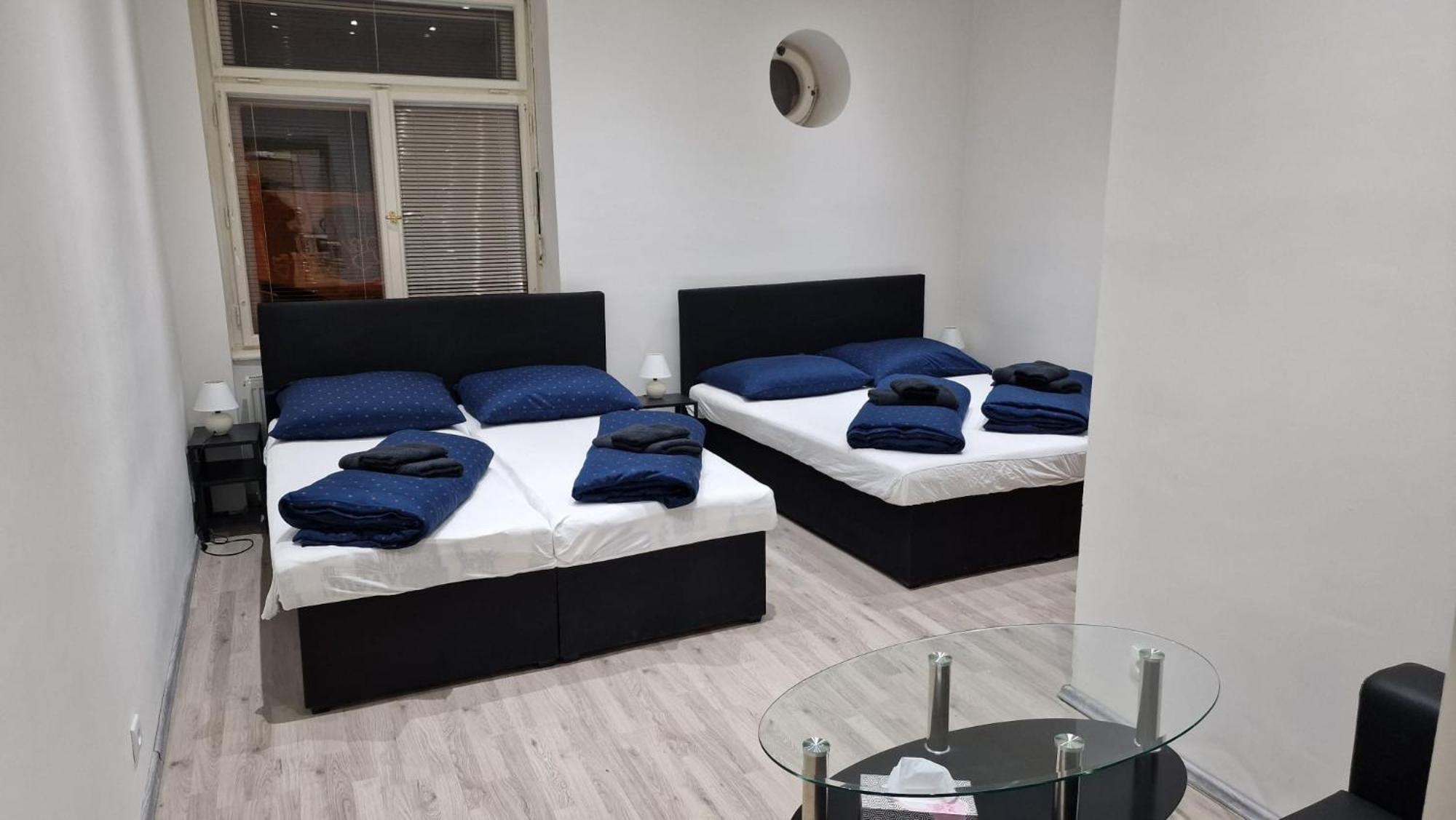 Apartment Flora - Late Check-Out At Noon 12 O Clock For Free Bratislava Exteriör bild